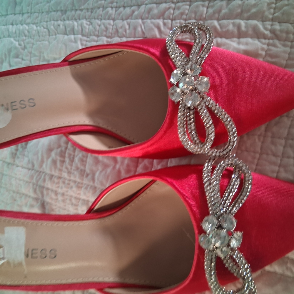 Elegant Red Satin Women's Shoes with Rhinestone Embellishments